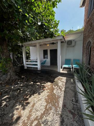 The Old Gin House Aparthotel Oranjestad  Exterior photo