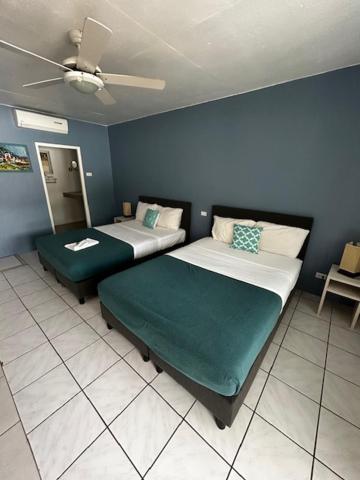 The Old Gin House Aparthotel Oranjestad  Exterior photo